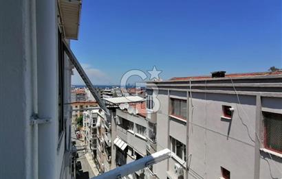 Güzelyalı'da 3+1 Kiralık Köşe Daire 