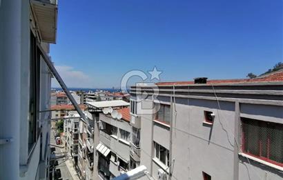 Güzelyalı'da 3+1 Kiralık Köşe Daire 