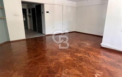 Bornova Süvari Caddesinde Kiralık 3+1