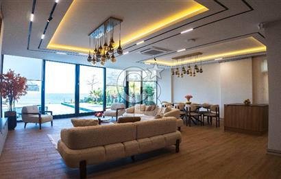 MARMARA EREĞLİSİ'NDE EŞSİZ DENİZ MANZARALI ULTRA LÜKS YALI