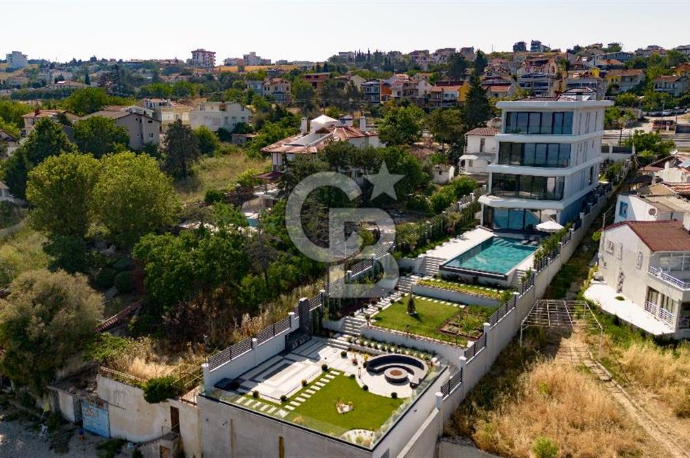 MARMARA EREĞLİSİ'NDE EŞSİZ DENİZ MANZARALI ULTRA LÜKS YALI