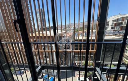 BAYRAKLI MODDA SUITES REZİDANS'TA, ÇİFT BANYOLU, SATILIK 2+1 DAİRE