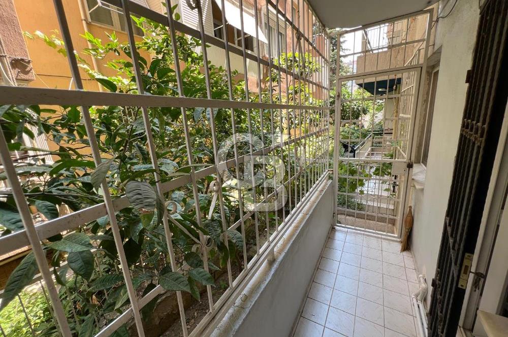 Karşıyaka Bahriye Üçok Mahallesi Yüksek Giriş Satılık Boş Daire