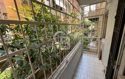 Karşıyaka Bahriye Üçok Mahallesi Yüksek Giriş Satılık Boş Daire
