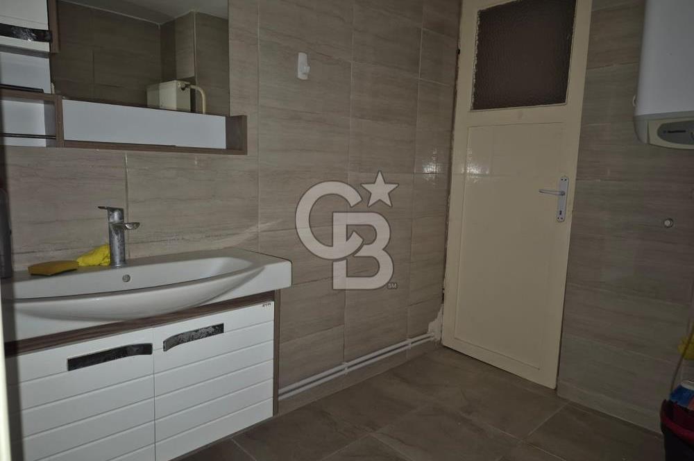 Karşıyaka Bahriye Üçok Mahallesi Yüksek Giriş Satılık Boş Daire