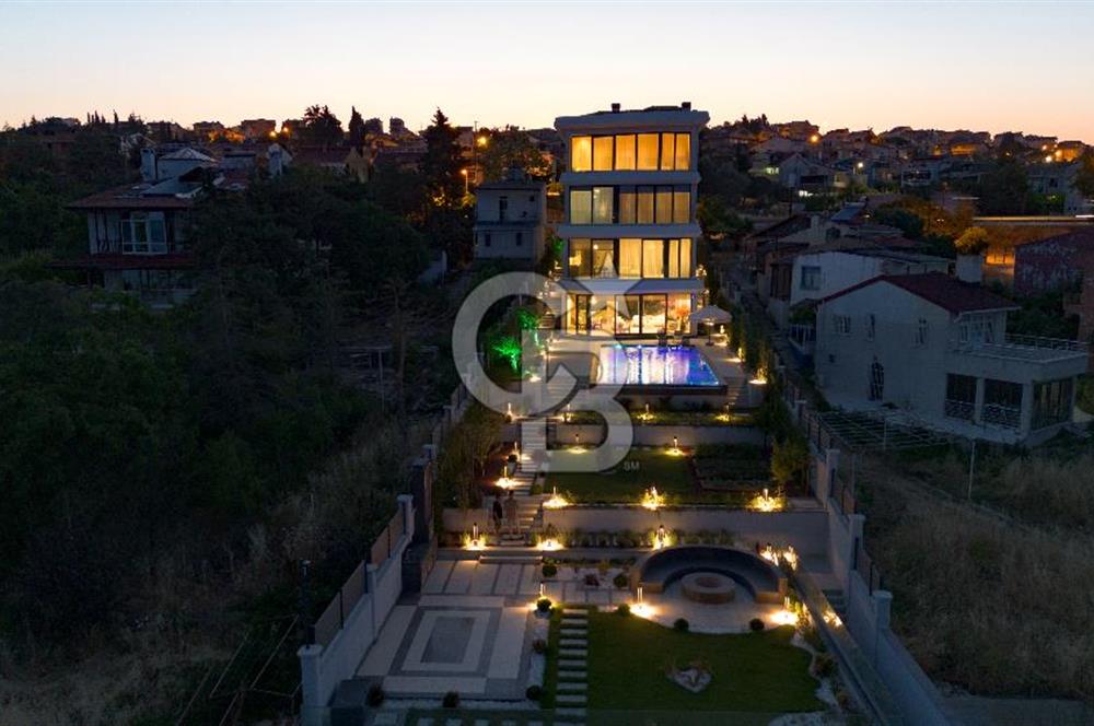 MARMARA EREĞLİSİ'NDE EŞSİZ DENİZ MANZARALI ULTRA LÜKS YALI