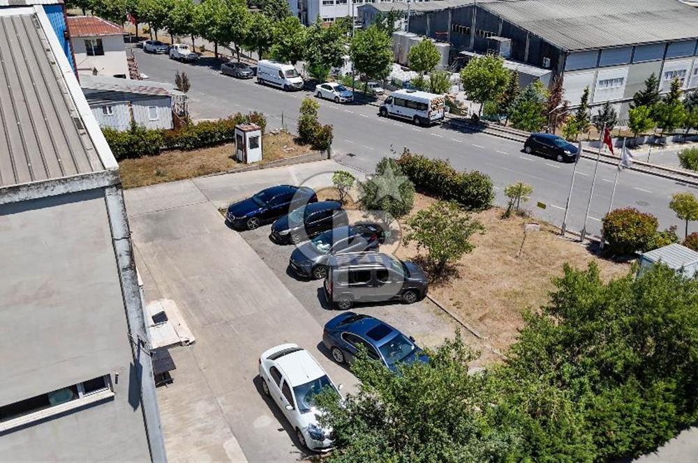 AYOSB de 3.600 m² Alanlı 1.400 m² Kapalı Alanlı Satılık Fabrika