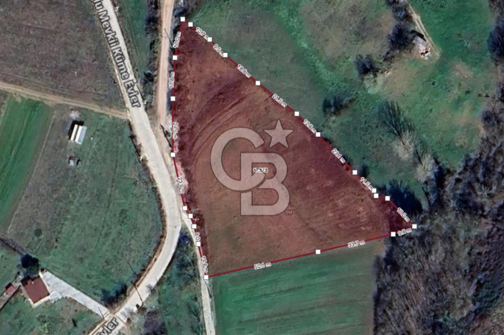 İZMİT EMİRHAN'DA KADASTRAL YOLLU %5 İMARLI 6018 m² SATILIK ARAZİ