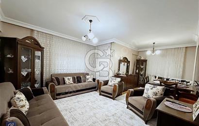 Ümraniye Namık Kemal Mahallesin de Geniş 3+1 Satılık Daire