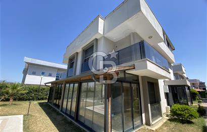Menderes Barbaros Mh Geniş Lüx Havuzlu Villa 