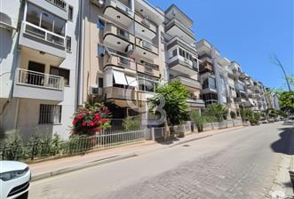 Karşıyaka Bahriye Üçok Mahallesi Yüksek Giriş Satılık Boş Daire