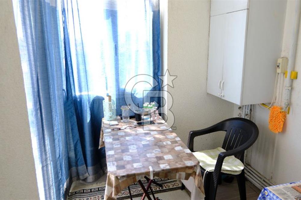 KARŞIYAKA ZÜBEYDE HANIM MAHALLESİ'NDE SATILIK 3+1 DAİRE