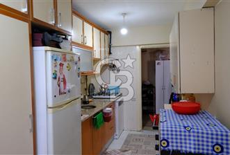 KARŞIYAKA ZÜBEYDE HANIM MAHALLESİ'NDE SATILIK 3+1 DAİRE
