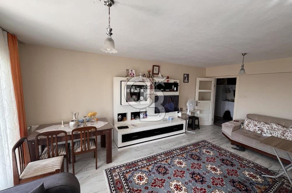KARŞIYAKA ZÜBEYDE HANIM MAHALLESİ'NDE SATILIK 3+1 DAİRE