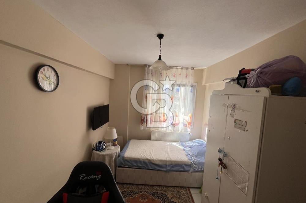 KARŞIYAKA ZÜBEYDE HANIM MAHALLESİ'NDE SATILIK 3+1 DAİRE
