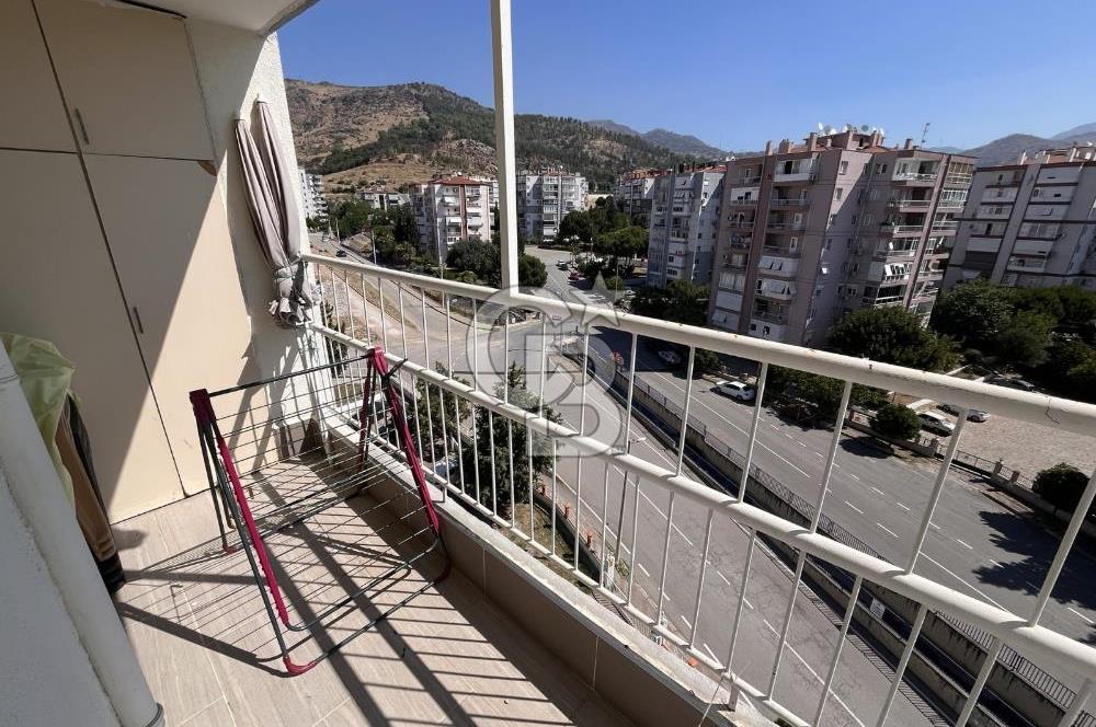 KARŞIYAKA ZÜBEYDE HANIM MAHALLESİ'NDE SATILIK 3+1 DAİRE