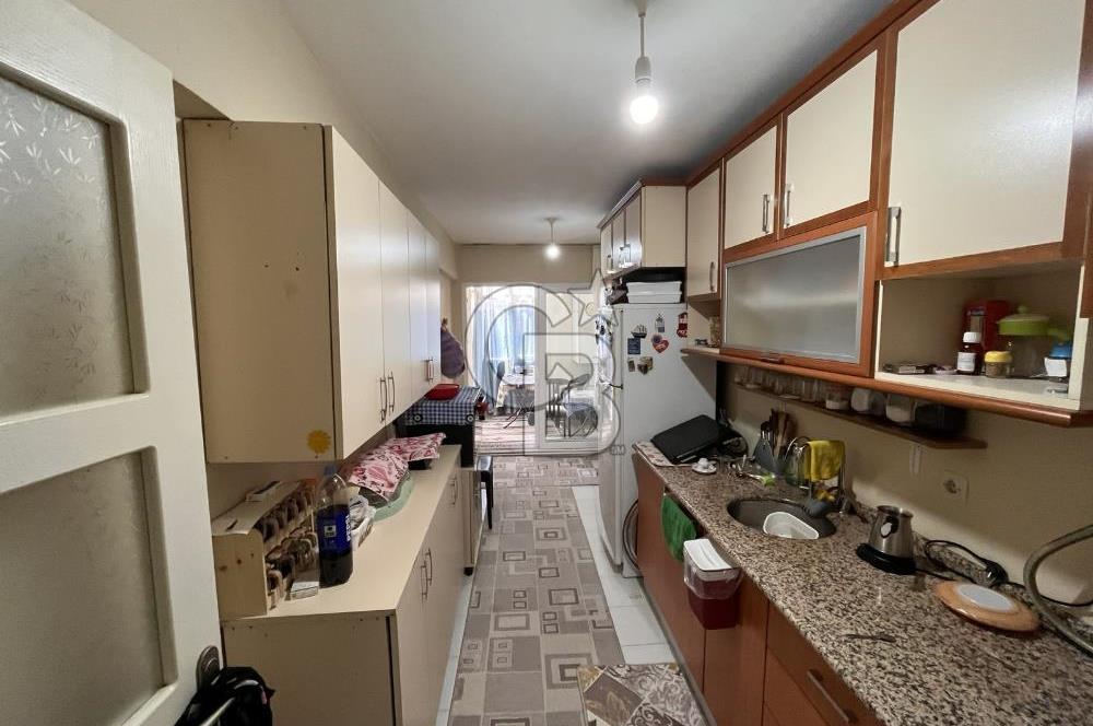 KARŞIYAKA ZÜBEYDE HANIM MAHALLESİ'NDE SATILIK 3+1 DAİRE