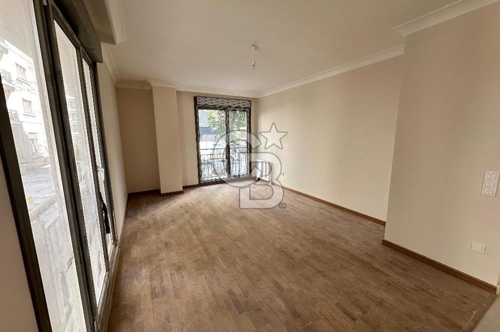 Erenköy Yakutlar Sokak 'Ta Kiralık 3+1 Sıfır Daire