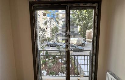 Erenköy Yakutlar Sokak 'Ta Kiralık 3+1 Sıfır Daire