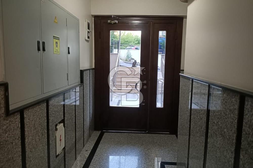 Armağanevlerde 2 oda 1 salon 2 balkonlu ebeveyn banyolu metroya çok yakın