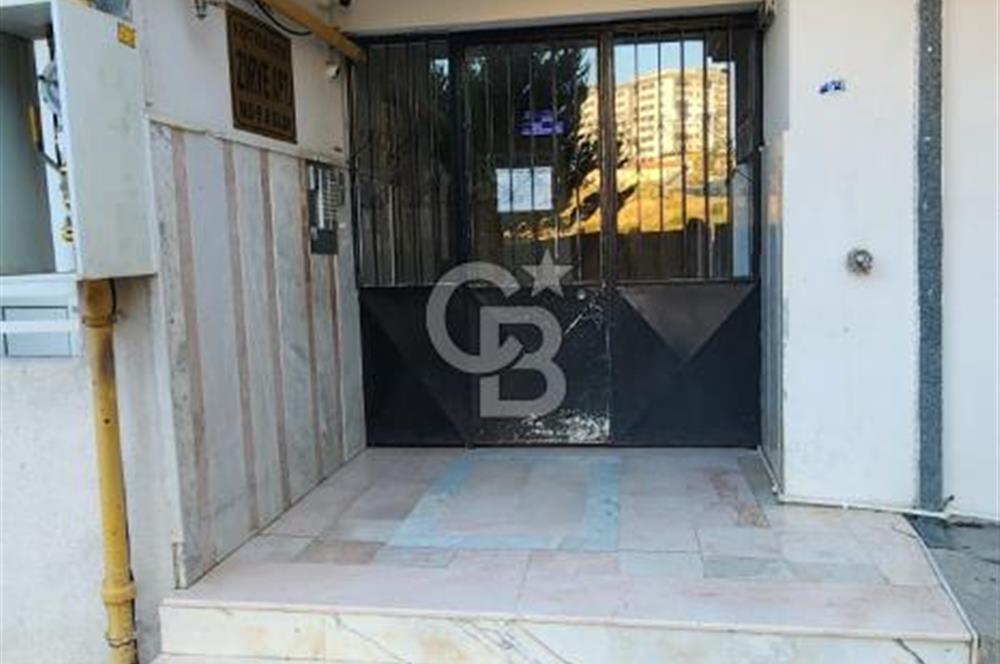 29 EKİM'DE SİTEYE AİT HİSSELERİ İLE BİRLİKTE SATILIK 3+1 DAİRE