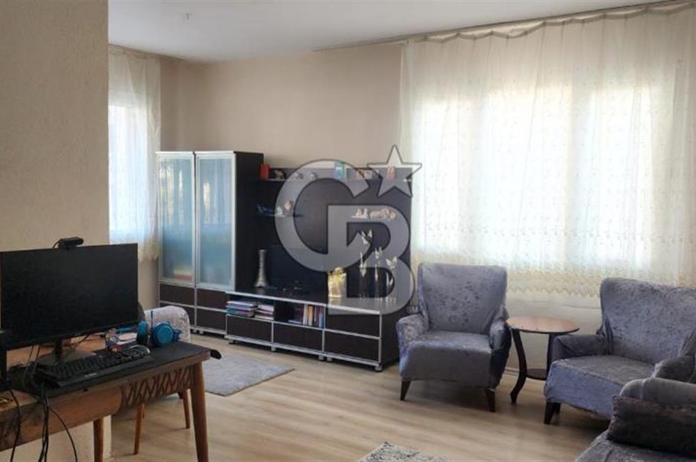 29 EKİM'DE SİTEYE AİT HİSSELERİ İLE BİRLİKTE SATILIK 3+1 DAİRE