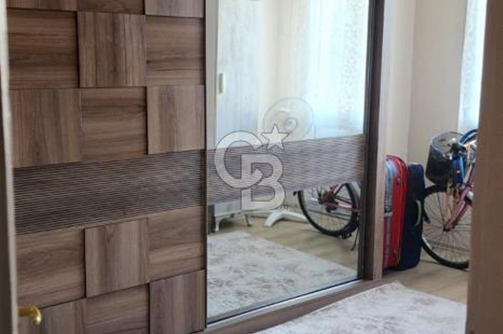 29 EKİM'DE SİTEYE AİT HİSSELERİ İLE BİRLİKTE SATILIK 3+1 DAİRE