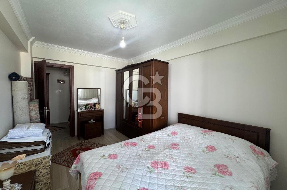 YALOVA ÇİFTLİKKÖY DE SATILIK MÜSTAKİL BAHÇELİ VİLLA!. 4+1