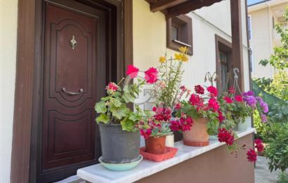 YALOVA ÇİFTLİKKÖY DE SATILIK MÜSTAKİL BAHÇELİ VİLLA!. 4+1