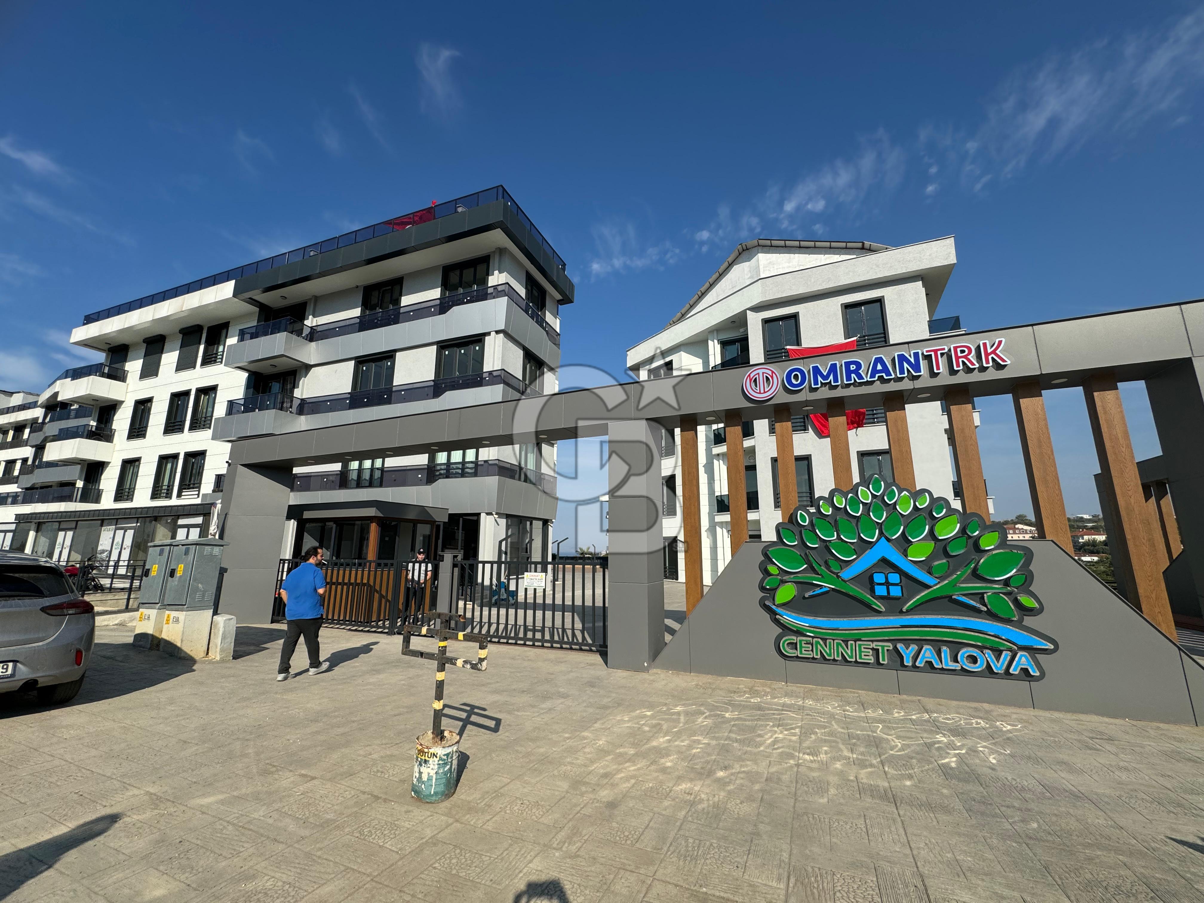 YALOVA ÇINARCIK CENNET YALOVA 2+1 SATILIK DAİRE!. HAVUZLU SİTE