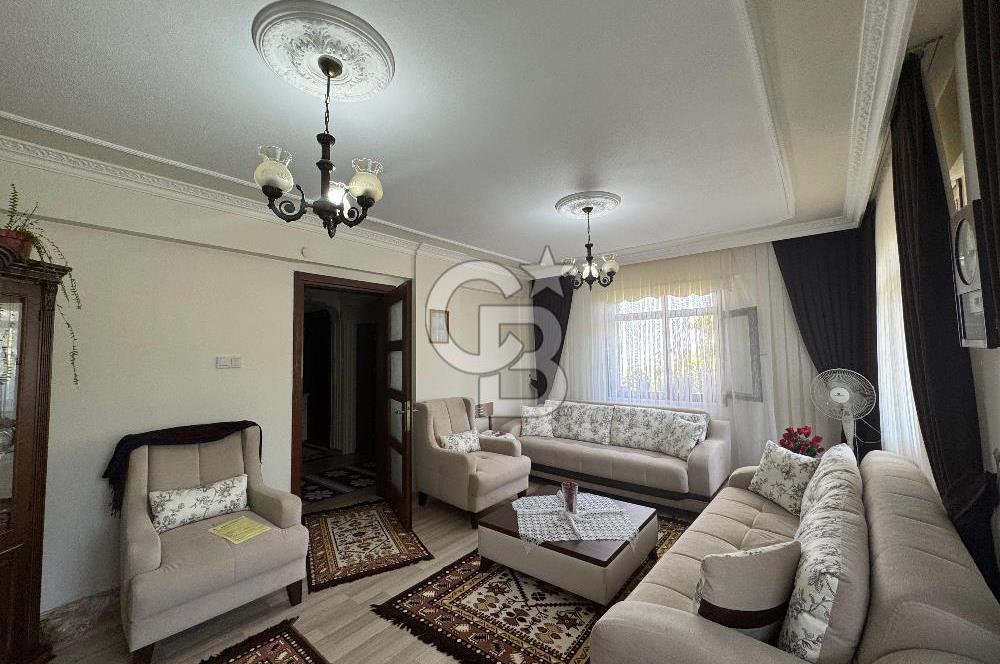 YALOVA ÇİFTLİKKÖY DE SATILIK MÜSTAKİL BAHÇELİ VİLLA!. 4+1