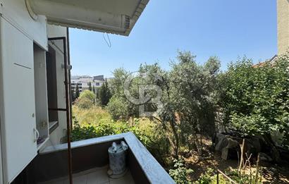 YALOVA ÇİFTLİKKÖY DE SATILIK MÜSTAKİL BAHÇELİ VİLLA!. 4+1