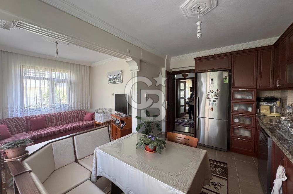 YALOVA ÇİFTLİKKÖY DE SATILIK MÜSTAKİL BAHÇELİ VİLLA!. 4+1
