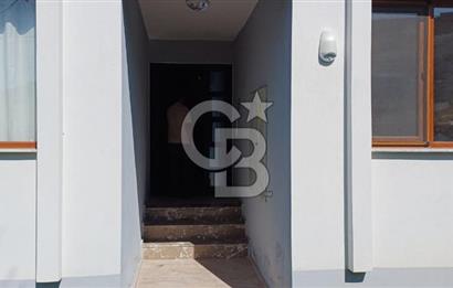 İzmir Foça Yenibağarası Site'de Satılık 2+1 Daire
