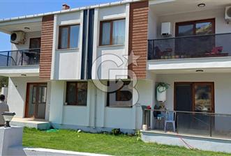 İzmir Foça Yenibağarası Site'de Satılık 2+1 Daire