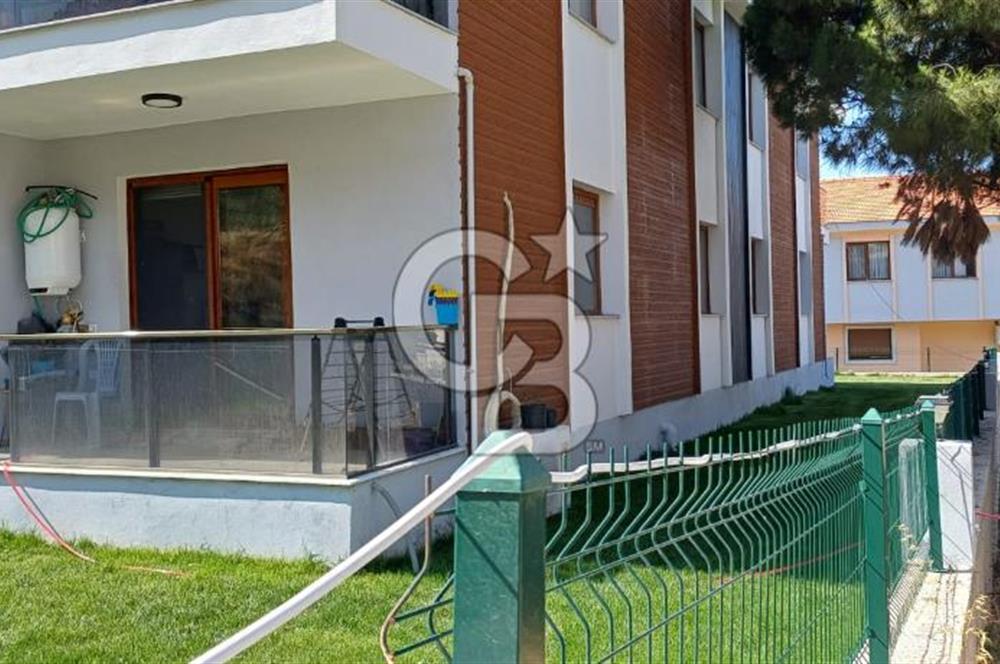 İzmir Foça Yenibağarası Site'de Satılık 2+1 Daire