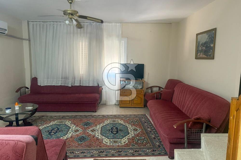 DiKiLi ÇANDARLI’ DA DENİZE 100 METRE  120 m2 3+1 FIRSAT VİLLA