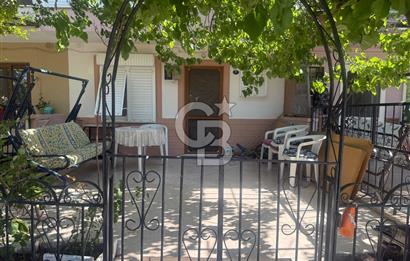 DiKiLi ÇANDARLI’ DA DENİZE 100 METRE  120 m2 3+1 FIRSAT VİLLA