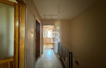 DiKiLi ÇANDARLI’ DA DENİZE 100 METRE  120 m2 3+1 FIRSAT VİLLA