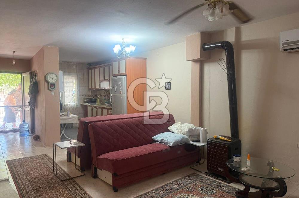 DiKiLi ÇANDARLI’ DA DENİZE 100 METRE  120 m2 3+1 FIRSAT VİLLA