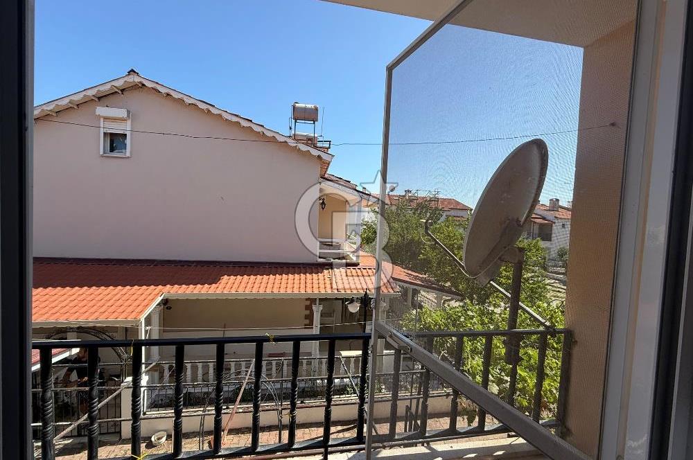 DiKiLi ÇANDARLI’ DA DENİZE 100 METRE  120 m2 3+1 FIRSAT VİLLA