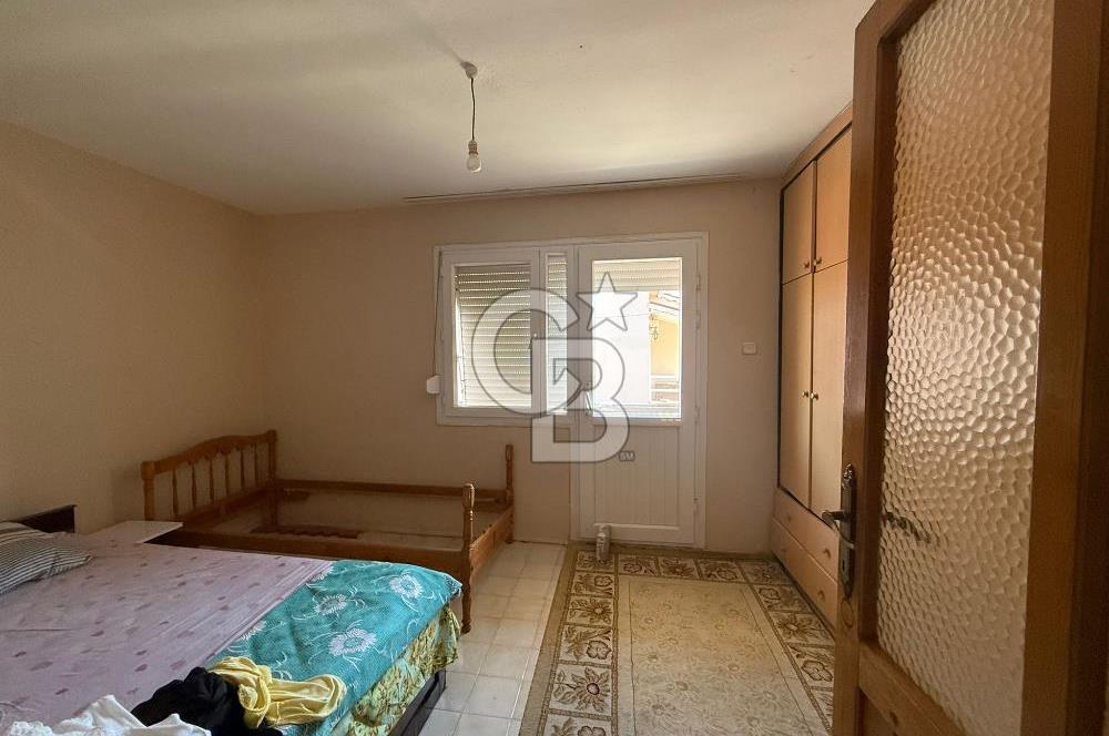DiKiLi ÇANDARLI’ DA DENİZE 100 METRE  120 m2 3+1 FIRSAT VİLLA