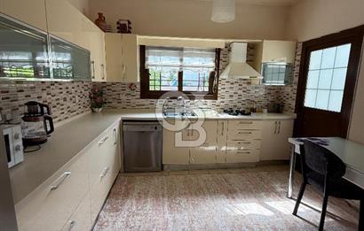 Gönyeli Bölgesinde Satılık Havuzlu Villa !!!