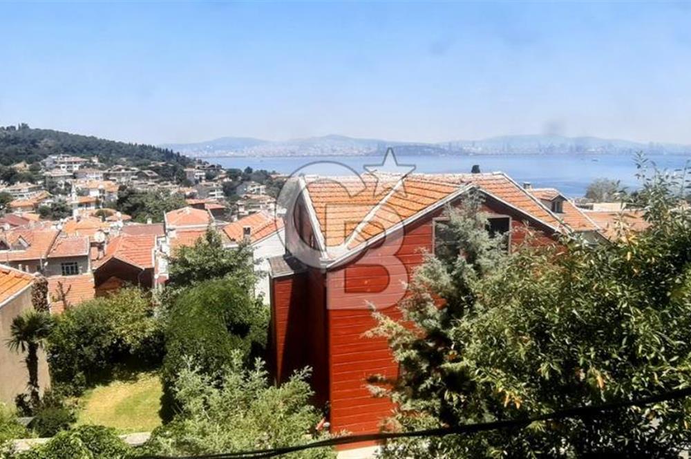 heybeliada'da müstakil ev.