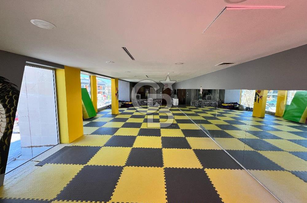 PARK CADDESİNDE DEVREN KİRALIK SPOR SALONU