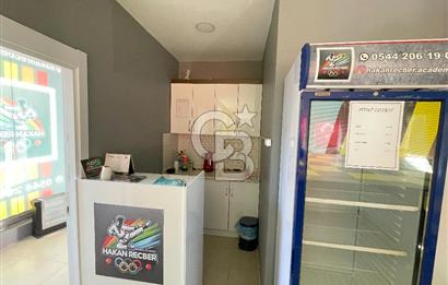 PARK CADDESİNDE DEVREN KİRALIK SPOR SALONU