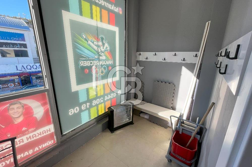 PARK CADDESİNDE DEVREN KİRALIK SPOR SALONU
