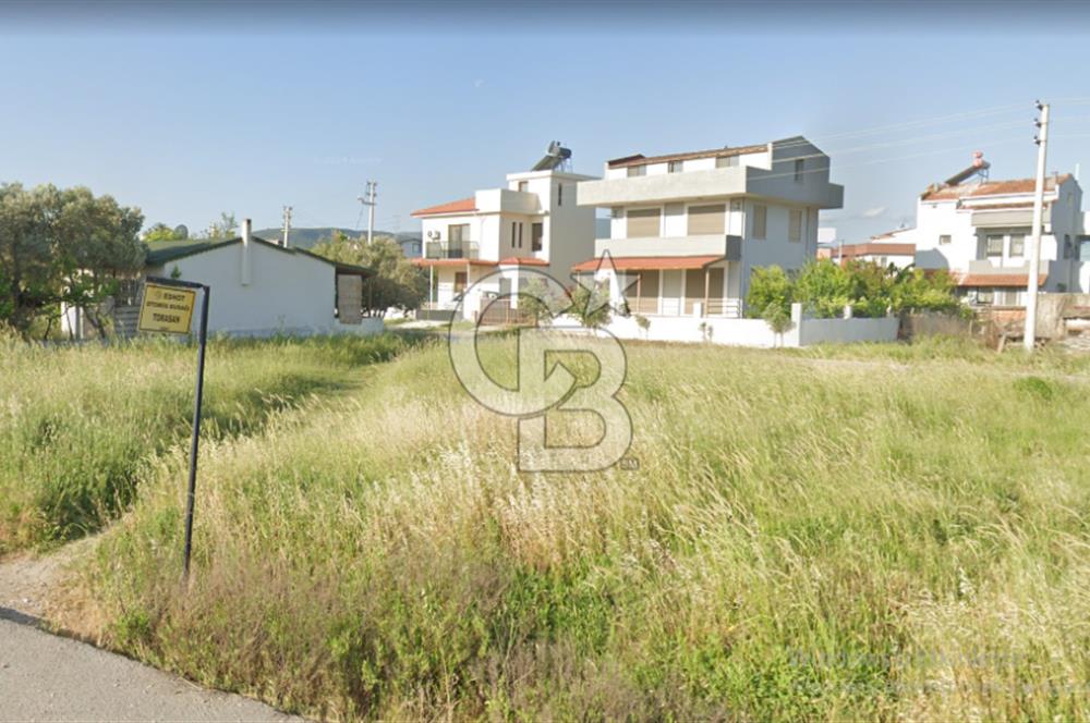 Urla Torasan'da 15/30 imarlı Yol Cepheli Satılık Arsa