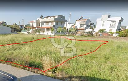 Urla Torasan'da 15/30 imarlı Yol Cepheli Satılık Arsa