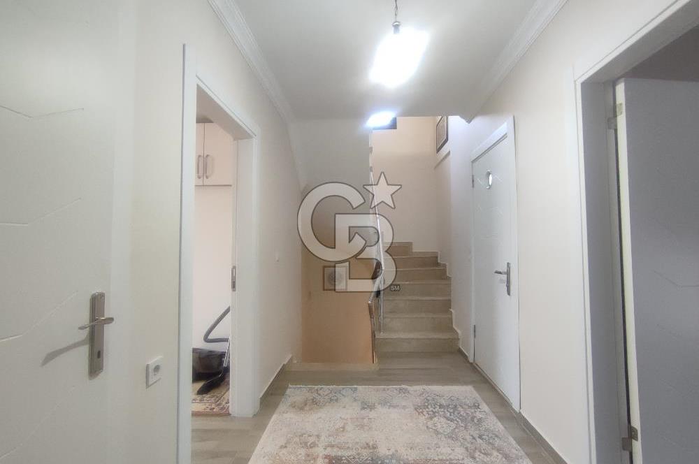 Ayvalık Altınova Sahilde Full Eşyalı Satılık 4+1 Villa 